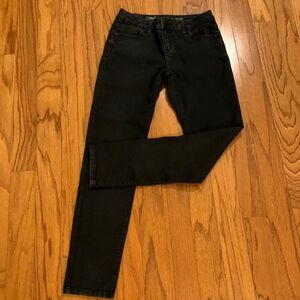 Simply Vera by Vvera Wang black denim skinny size 2 jeans